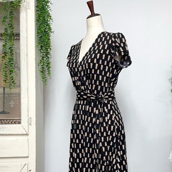Joseph Ribkoff Wrap Front Jersey Midi Dress Black Beige Size 10 Style 222202 - Picture 11 of 16